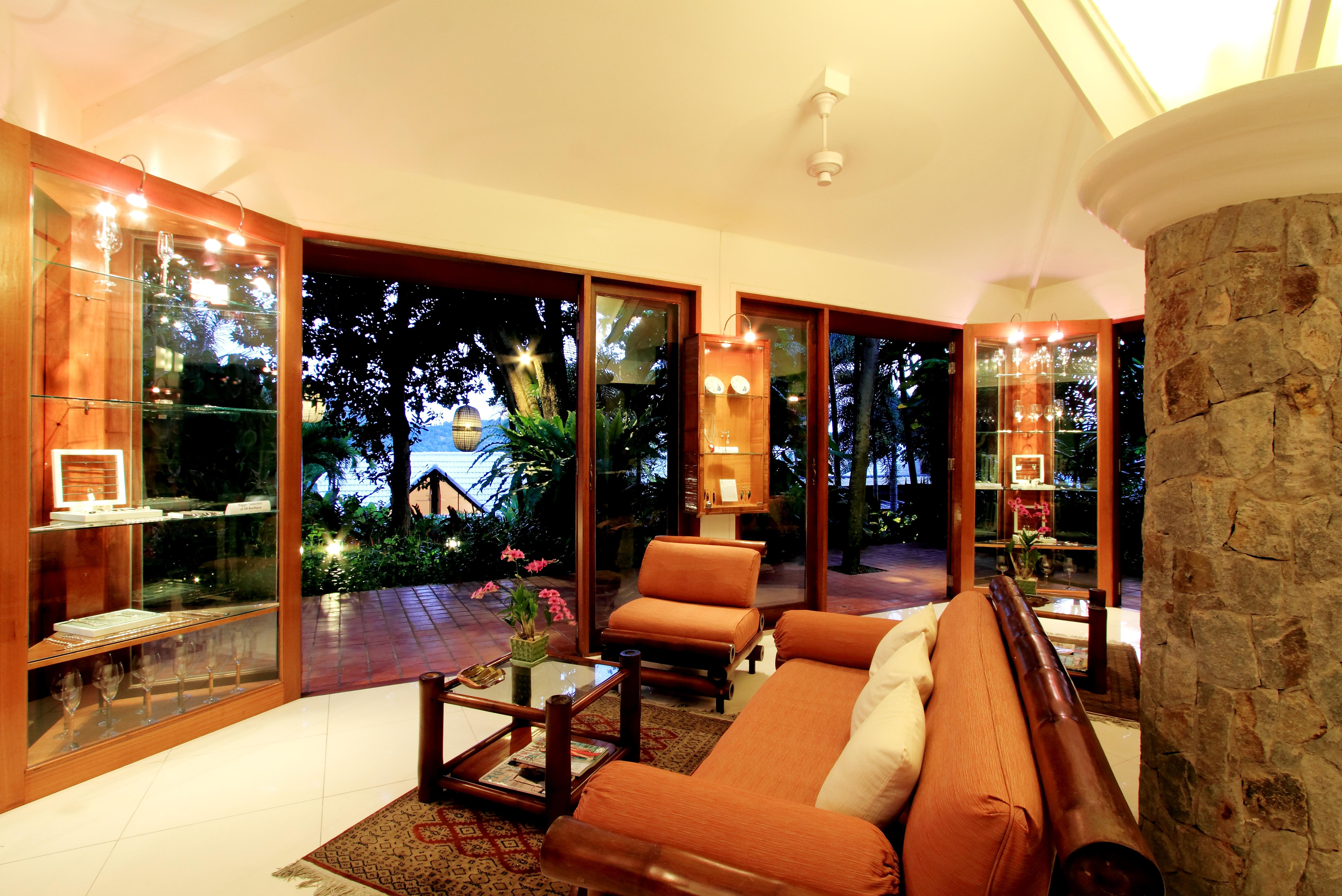 Mom Tri'S Villa Royale - Sha Plus Kata Beach  Exteriör bild